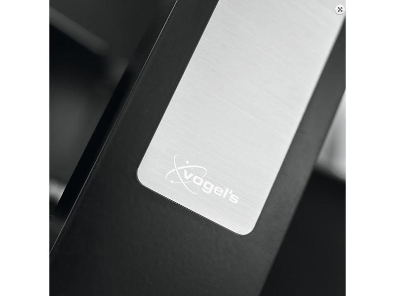 Vogels DesignMount NEXT 7345 schwenkbare TV Wandhalterung Oberfläche