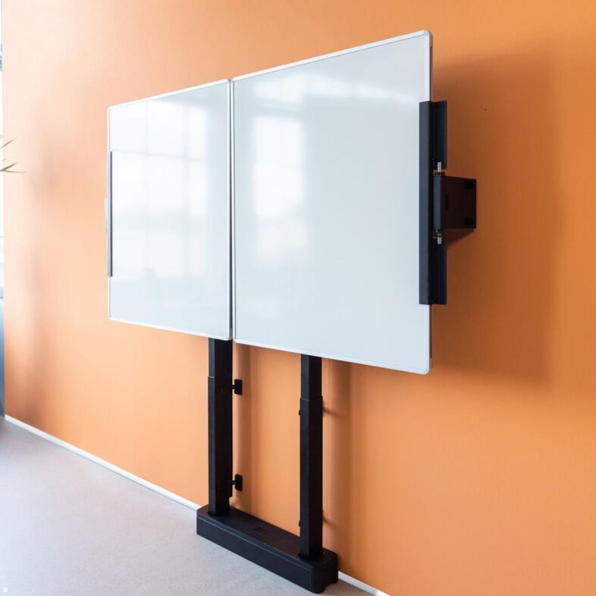 Vogels RISE A217 Zubehör Whiteboard Set 75 Zoll für TV Boden-Wandhalter, Anwendungsbeispiel Vogels RISE A217 Zubehör Whiteboard Set 75 Zoll für TV Boden-Wandhalter, Anwendungsbeispiel