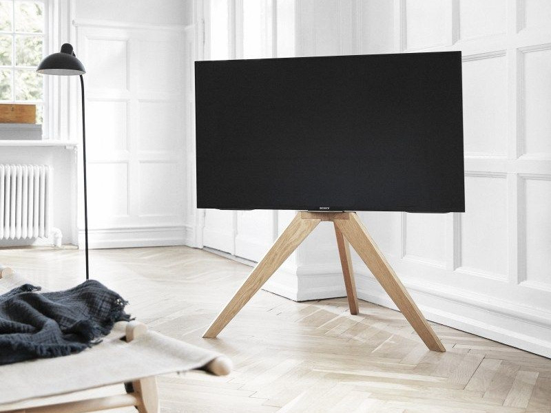 Vogels NEXT OP1 TV Ständer Holz bis 70Zoll Anwendungbeispiel