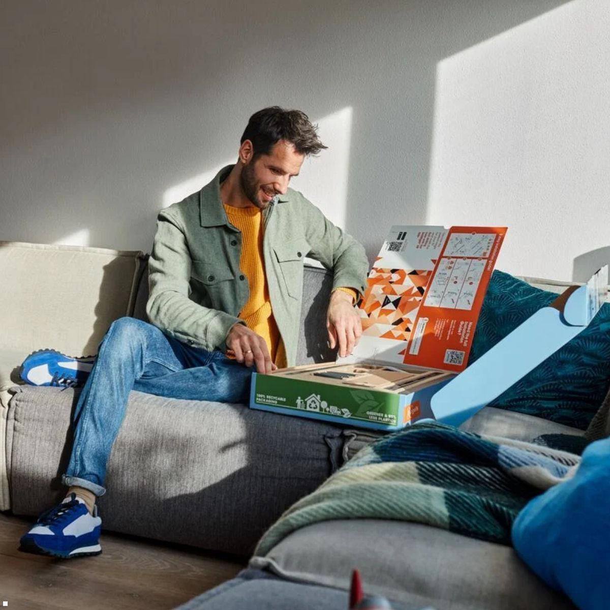 Vogels COMFORT TVM 3465 schwenkbare OLED TV Wandhalterung 32-65 Zoll, Verpackung Vogels COMFORT TVM 3465 schwenkbare OLED TV Wandhalterung 32-65 Zoll, Verpackung